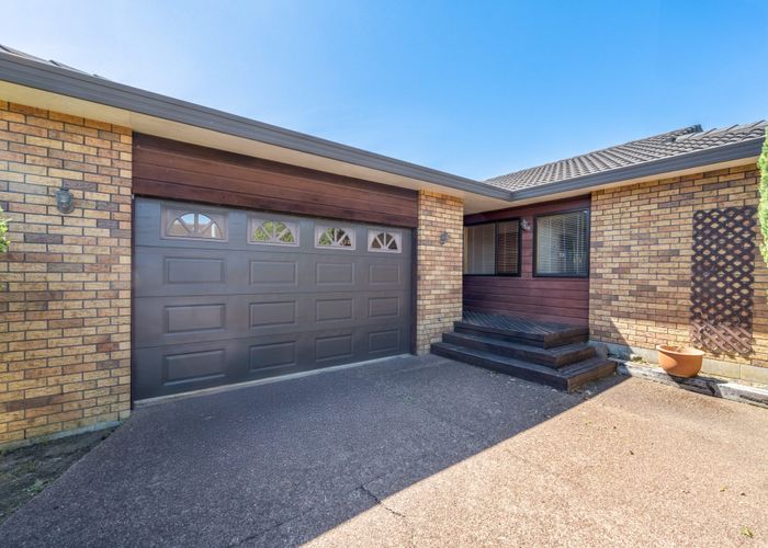  at 150 Whitford Road, Somerville, Manukau