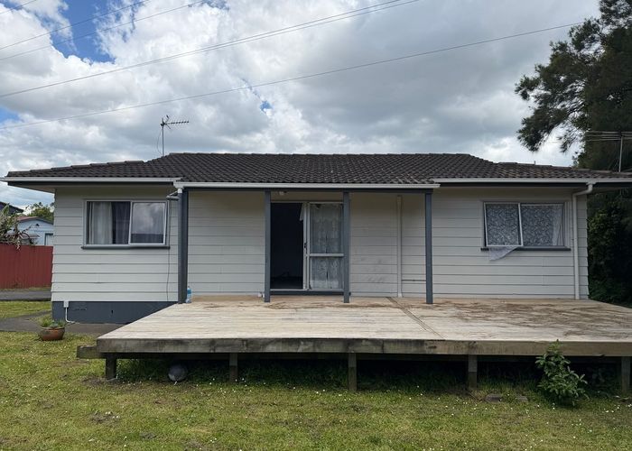  at 15 Jontue Place, Clover Park, Manukau City, Auckland