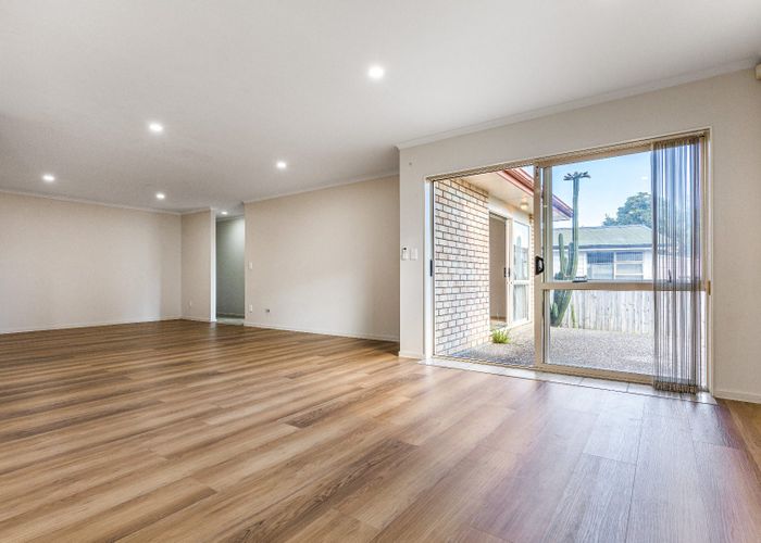  at 3 Reefton Place, Flat Bush, Manukau City, Auckland