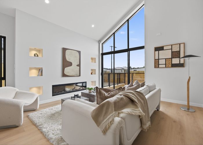  at 6 Tuwai Crescent, Opaheke, Papakura, Auckland