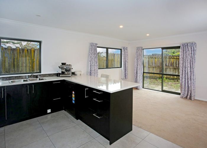  at 112 Longford Park Drive, Takanini, Auckland