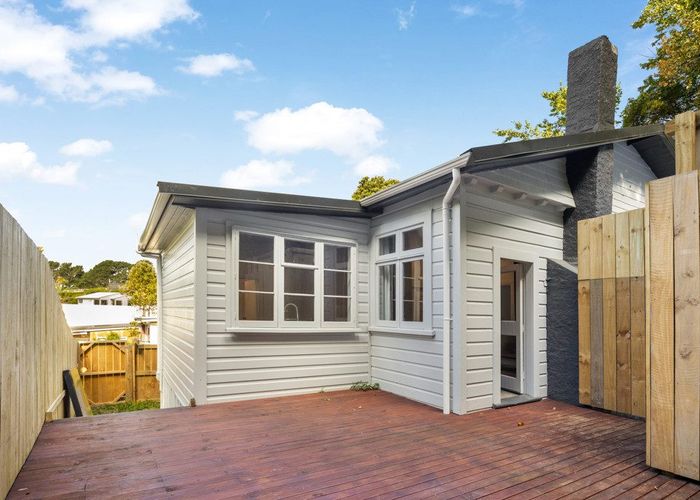  at 24 Balfour Street, Mornington, Wellington