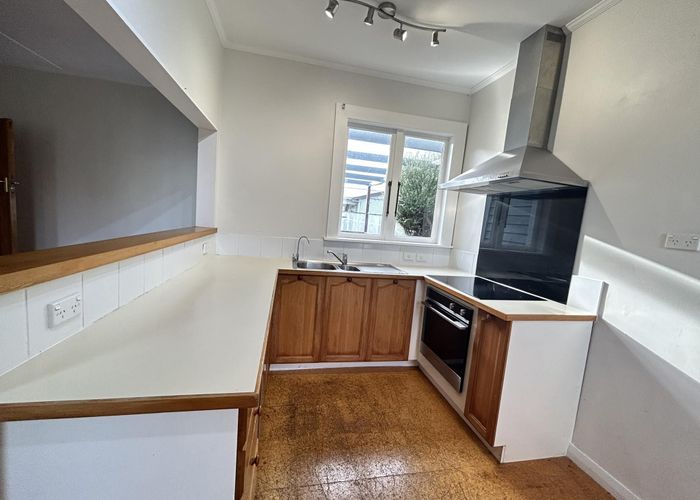  at 122 Waiwhetu Road, Waterloo, Lower Hutt