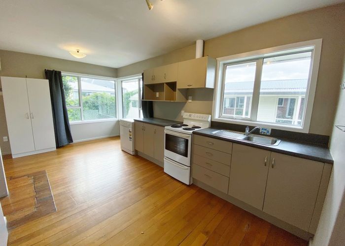  at 9 Gladson Av, Sockburn, Christchurch City, Canterbury