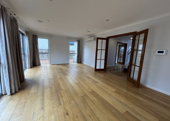  at 26 Lagonda Rise, Oteha, Auckland