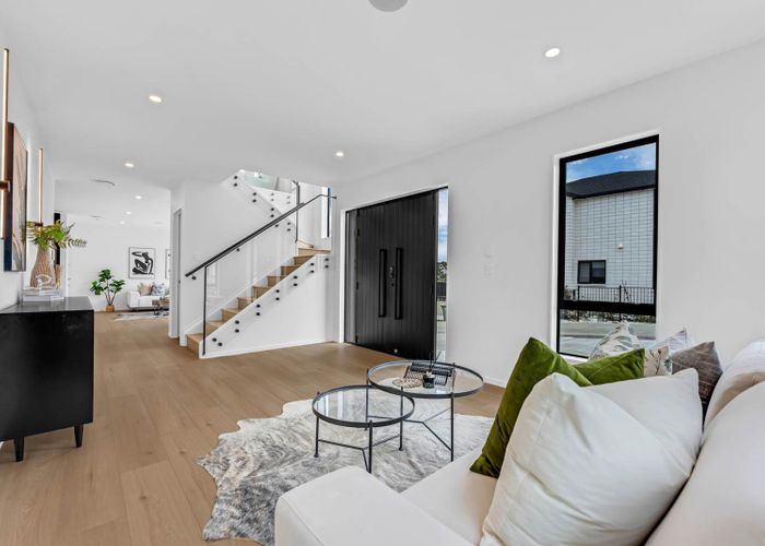  at 2A Matatahi Road, Flat Bush, Manukau City, Auckland