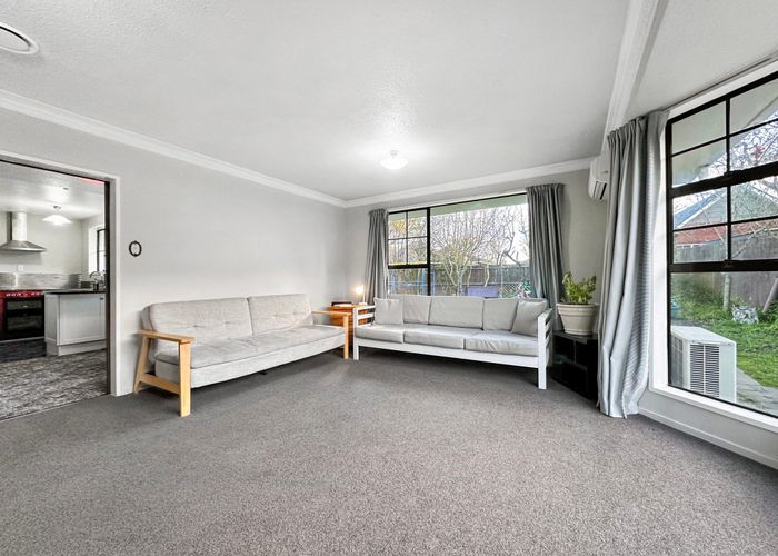  at 2/37 Karnak Crescent, Russley, Christchurch City, Canterbury