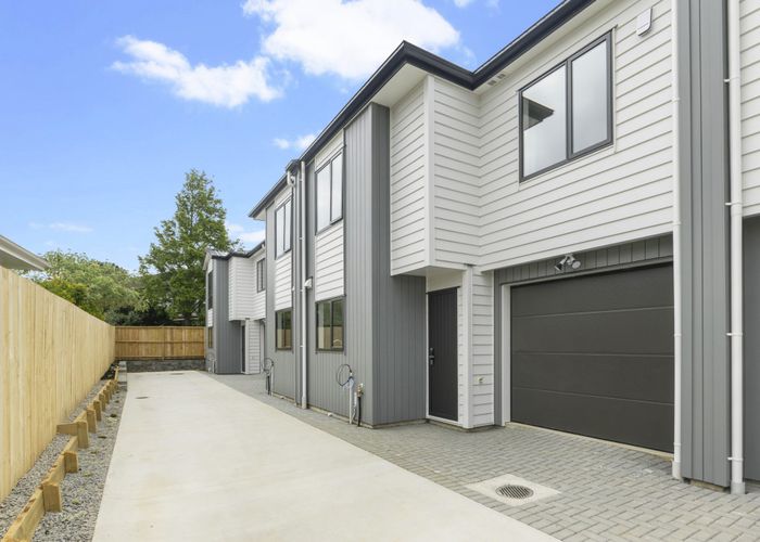  at Lot 2/13 Southview Place, Wattle Downs, Manukau City, Auckland
