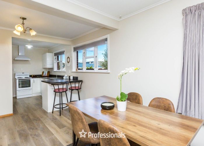  at 53 Totara Park Road, Clouston Park, Upper Hutt, Wellington