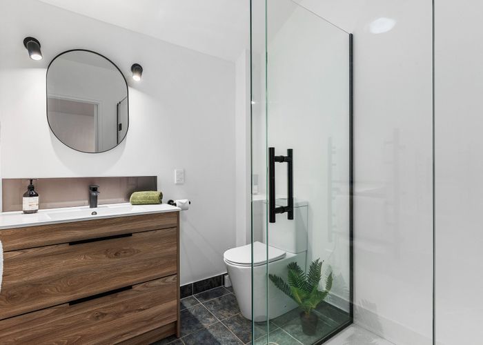  at 3/5 Carolina Place, Albany, North Shore City, Auckland