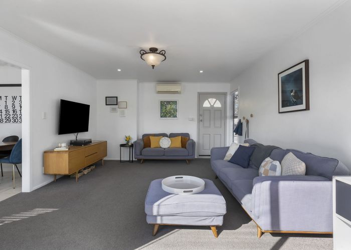  at 4 Stafson Lane, Te Atatu Peninsula, Waitakere City, Auckland