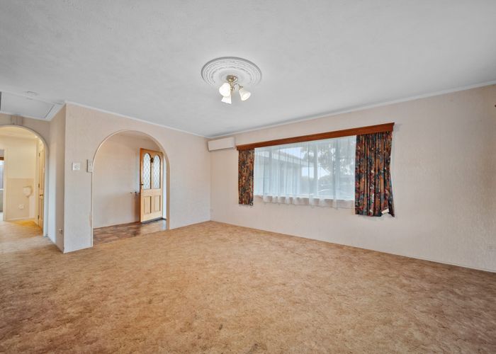  at 12 Hadley Wood Drive, Wattle Downs, Manukau City, Auckland