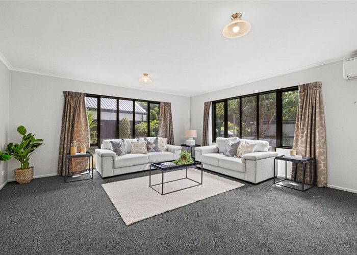  at 15 Willoughby Lane, Parklands, Christchurch