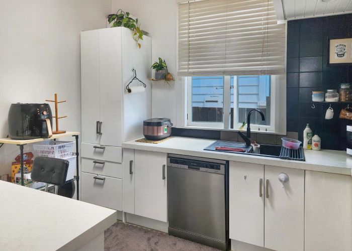  at 53 Hutt Road, Petone, Lower Hutt