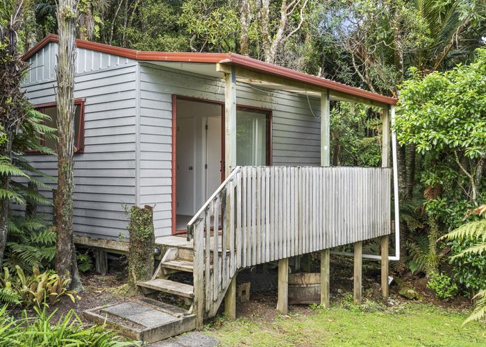  at 44 Turanga Road, Henderson Valley, Auckland