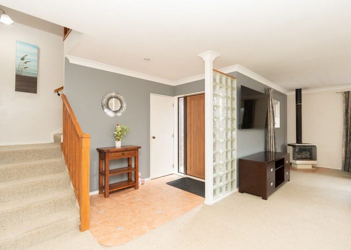 at 17 Moverley Place, Pukete, Hamilton