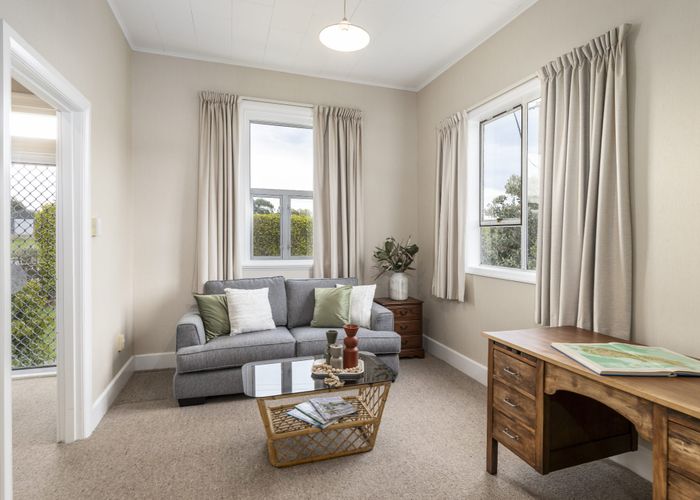  at 18 Clermont Street, Ward
