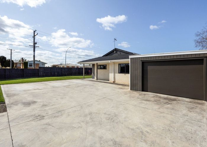  at 1 Chequers Avenue, Chartwell, Hamilton, Waikato