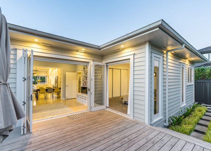  at 54 Miller Street, Point Chevalier, Auckland City, Auckland