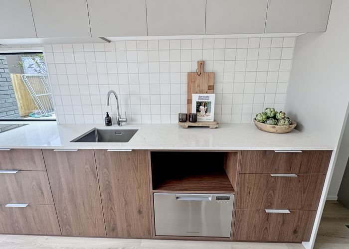  at 1/96 Colombo St, Beckenham, Christchurch City, Canterbury