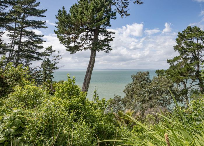  at 209 Victory Road, Laingholm, Auckland
