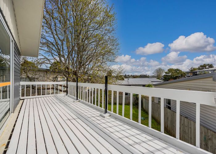  at 9A Mackwood Place, Birkdale, Auckland