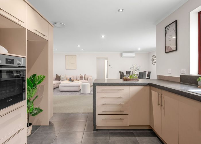  at 1 Farleigh Close, Huntington, Hamilton, Waikato