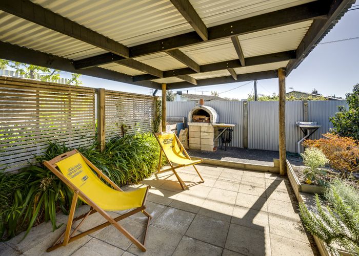  at 42 Murphy Road, Taradale, Napier