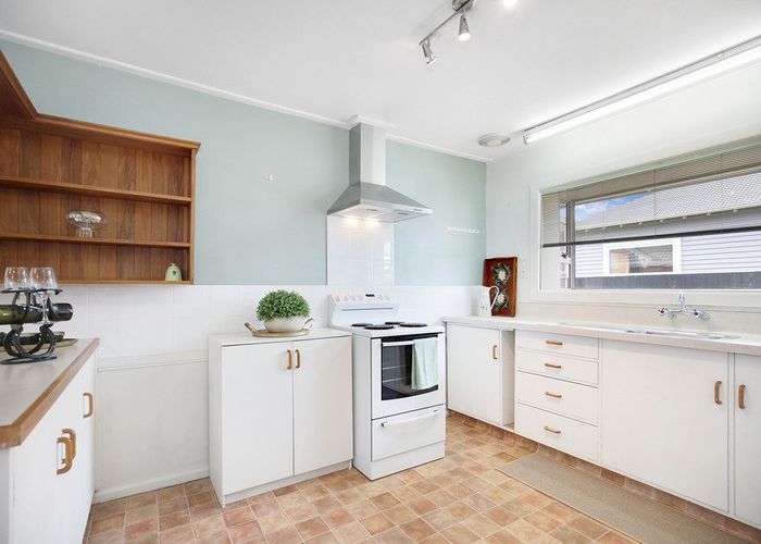  at 2/70 Neville Street, Spreydon, Christchurch