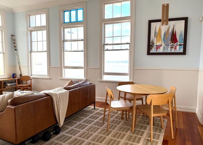  at 33a King Edward Parade, Devonport, North Shore City, Auckland