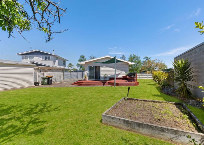  at 17 Abraham Crescent, Milson, Palmerston North, Manawatu / Whanganui