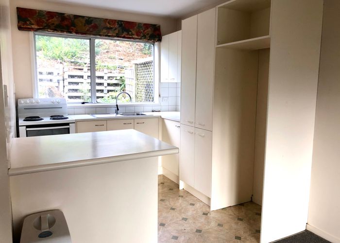  at 1/4 Chevron Place, Castor Bay, Auckland