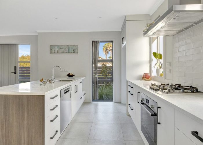  at 6/17 Glen Lynne Avenue, Queenwood, Hamilton, Waikato