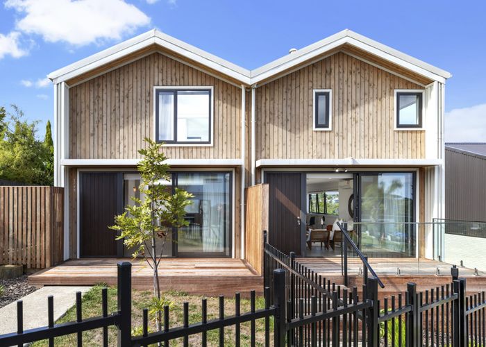  at 14/98-100 Walker Road, Point Chevalier, Auckland City, Auckland