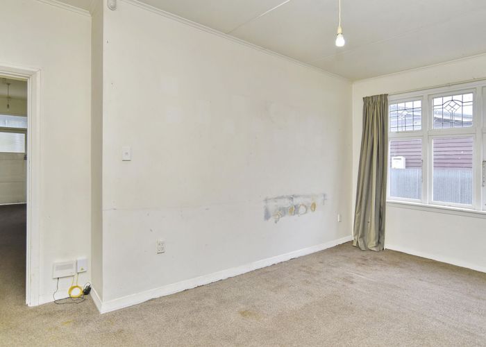  at 34 Olliviers Road, Phillipstown, Christchurch