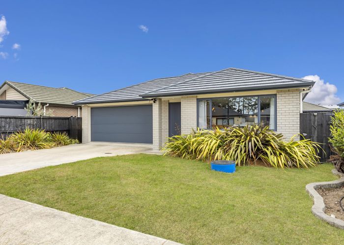  at 9 Moemoea Avenue, Kumeu