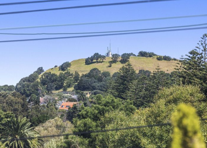 at 6/40 Lake Road, Devonport, North Shore City, Auckland