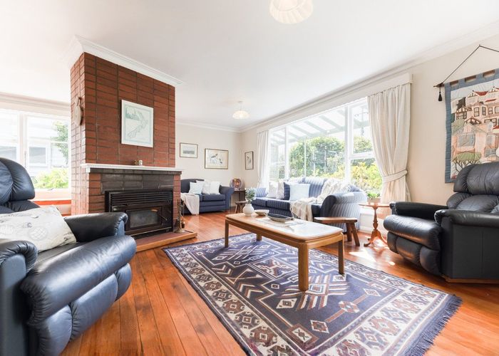  at 10 Vaucluse Avenue, Paraparaumu Beach, Paraparaumu