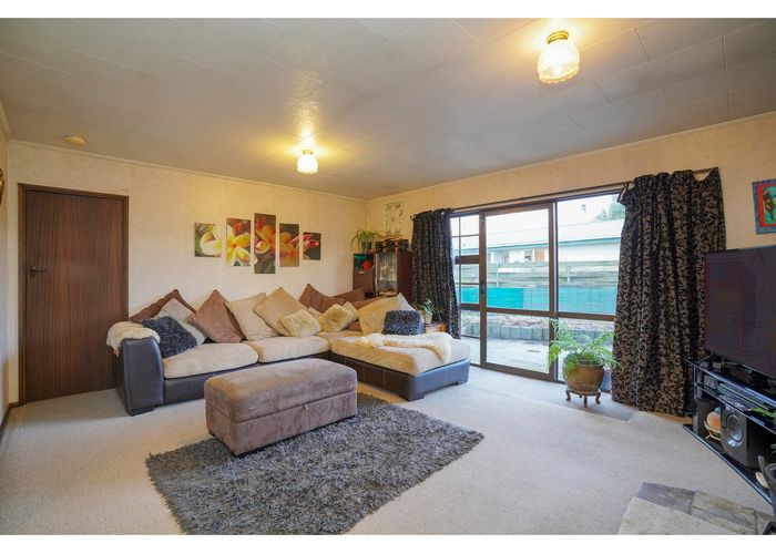  at 94 Dunbeath Crescent, Kew, Invercargill