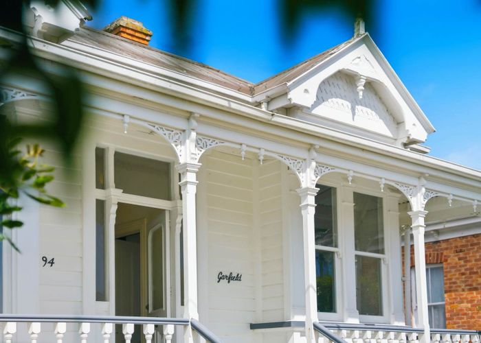  at 94 Queen Street, Northcote Point, North Shore City, Auckland