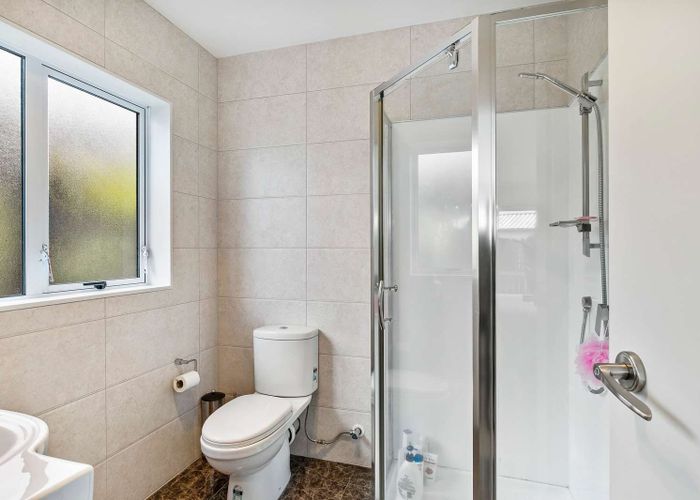  at 16B Anderson Avenue, Point England, Auckland City, Auckland