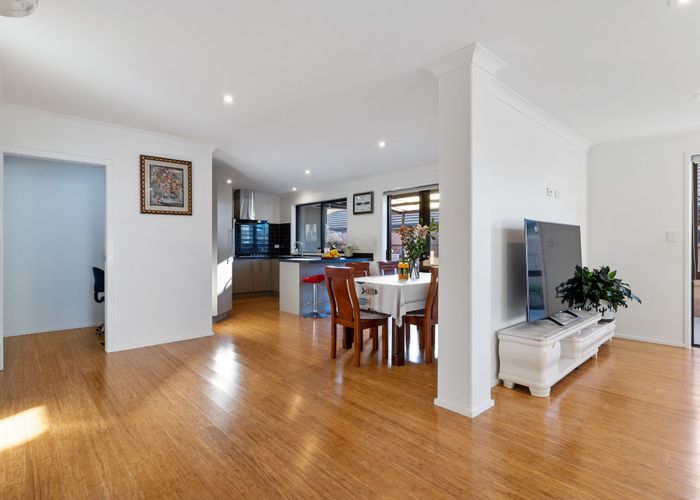  at 210 Harbourside Drive, Karaka, Papakura