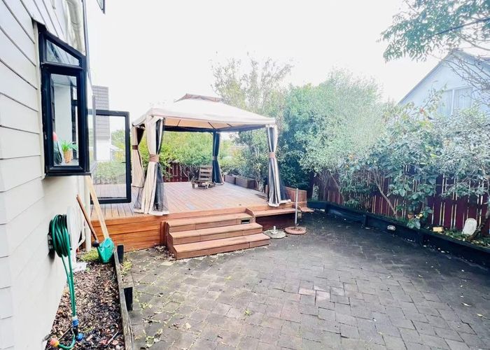  at 86B Avimore Drive, Highland Park, Manukau City, Auckland