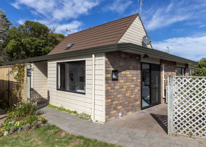  at 13/72 Rimu Road, Raumati Beach, Kapiti Coast, Wellington