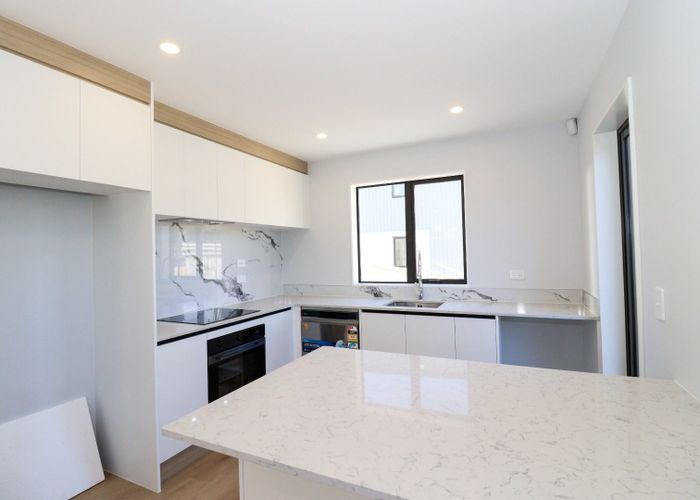  at 4B Blue Gum Rise, Sunnyhills, Manukau City, Auckland