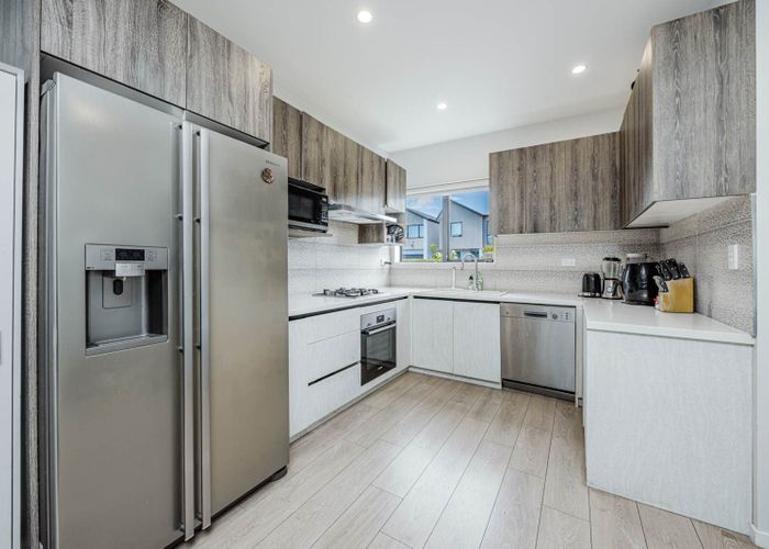  at 42 Dignity Street, Papakura, Papakura, Auckland