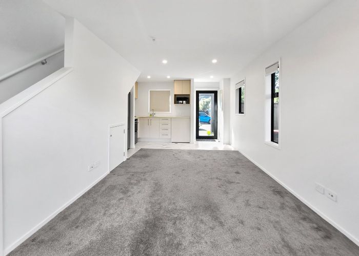  at 4/17 Pearce Crescent, Taita, Lower Hutt, Wellington