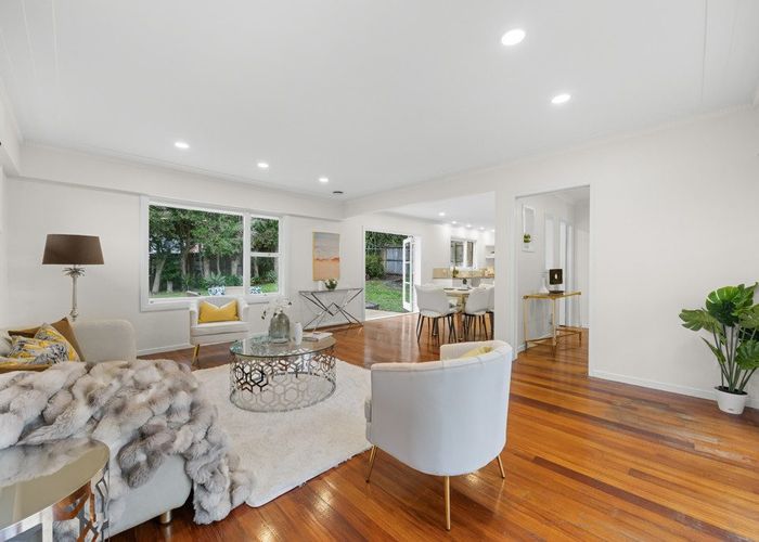  at 17 Downsview Road, Pakuranga Heights, Manukau City, Auckland