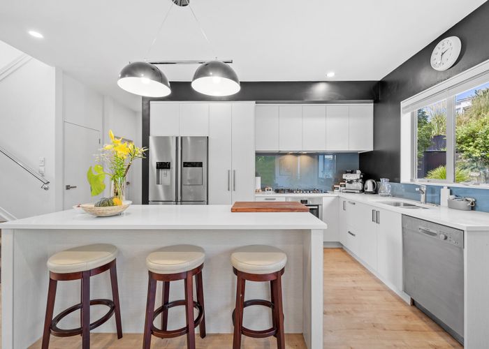  at 9 Ruth Craig Place, Stanmore Bay, Whangaparaoa