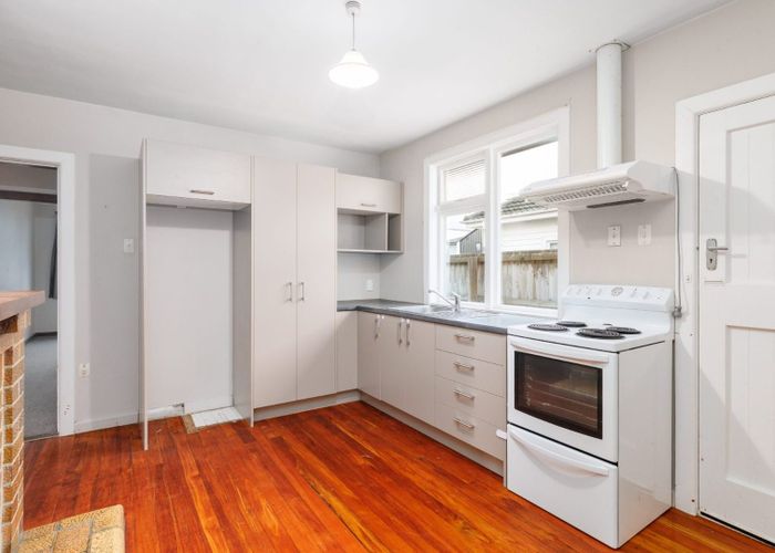  at 1/27 Devonport Lane, Merivale, Christchurch City, Canterbury